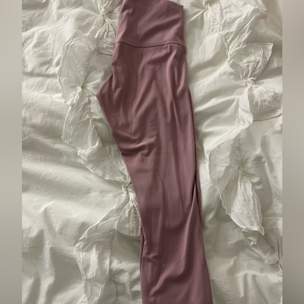 pink lululemon cropped leggings